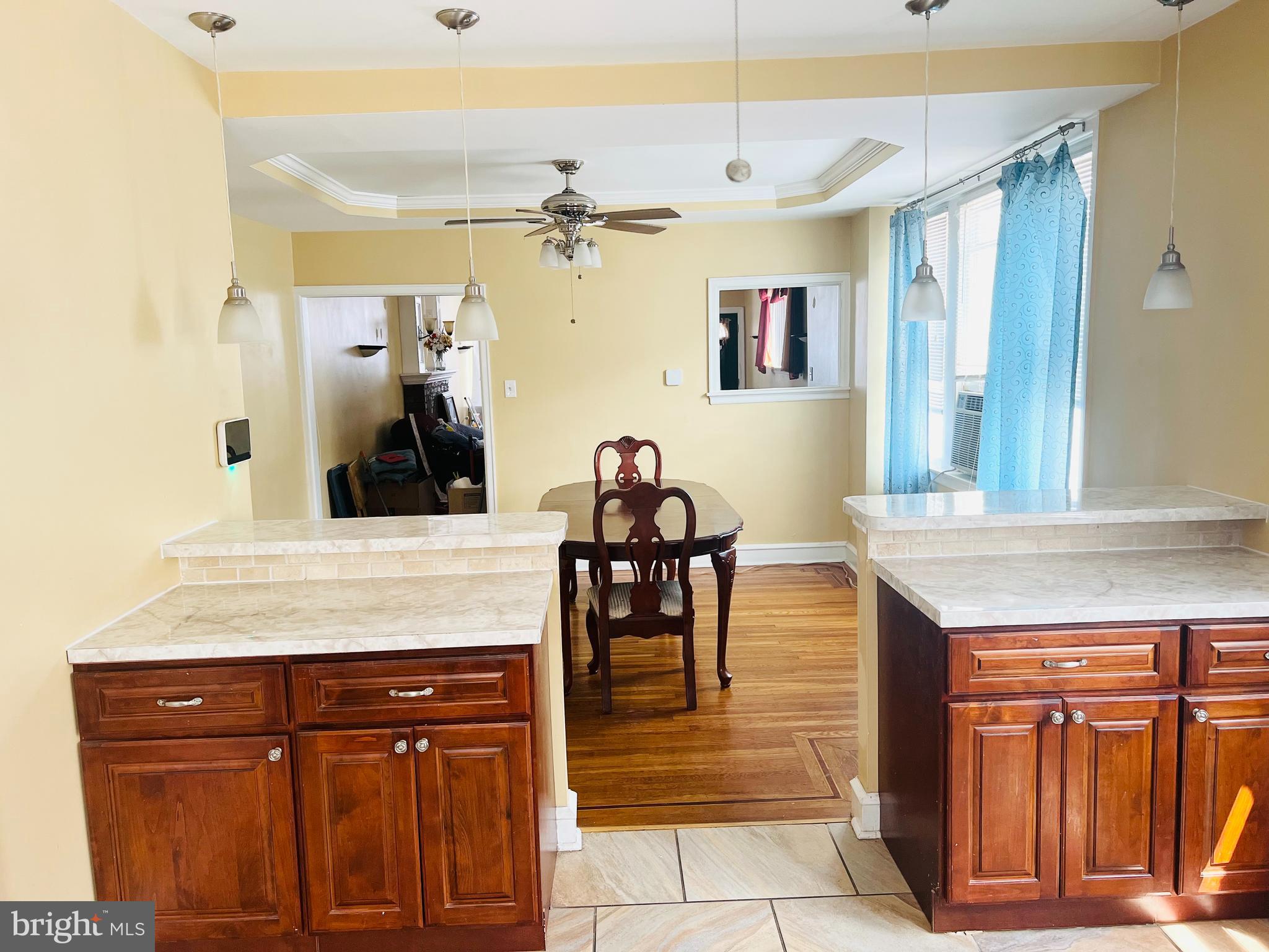 WEST OAK LANE - Residential