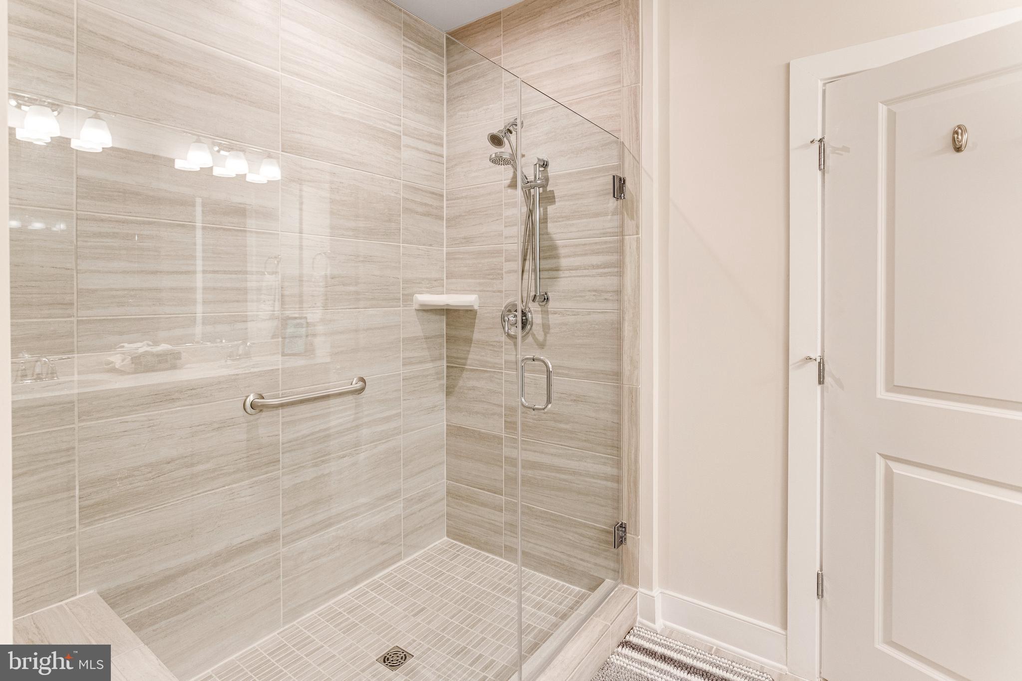 METROPARK AT ARROWBROOK - Land