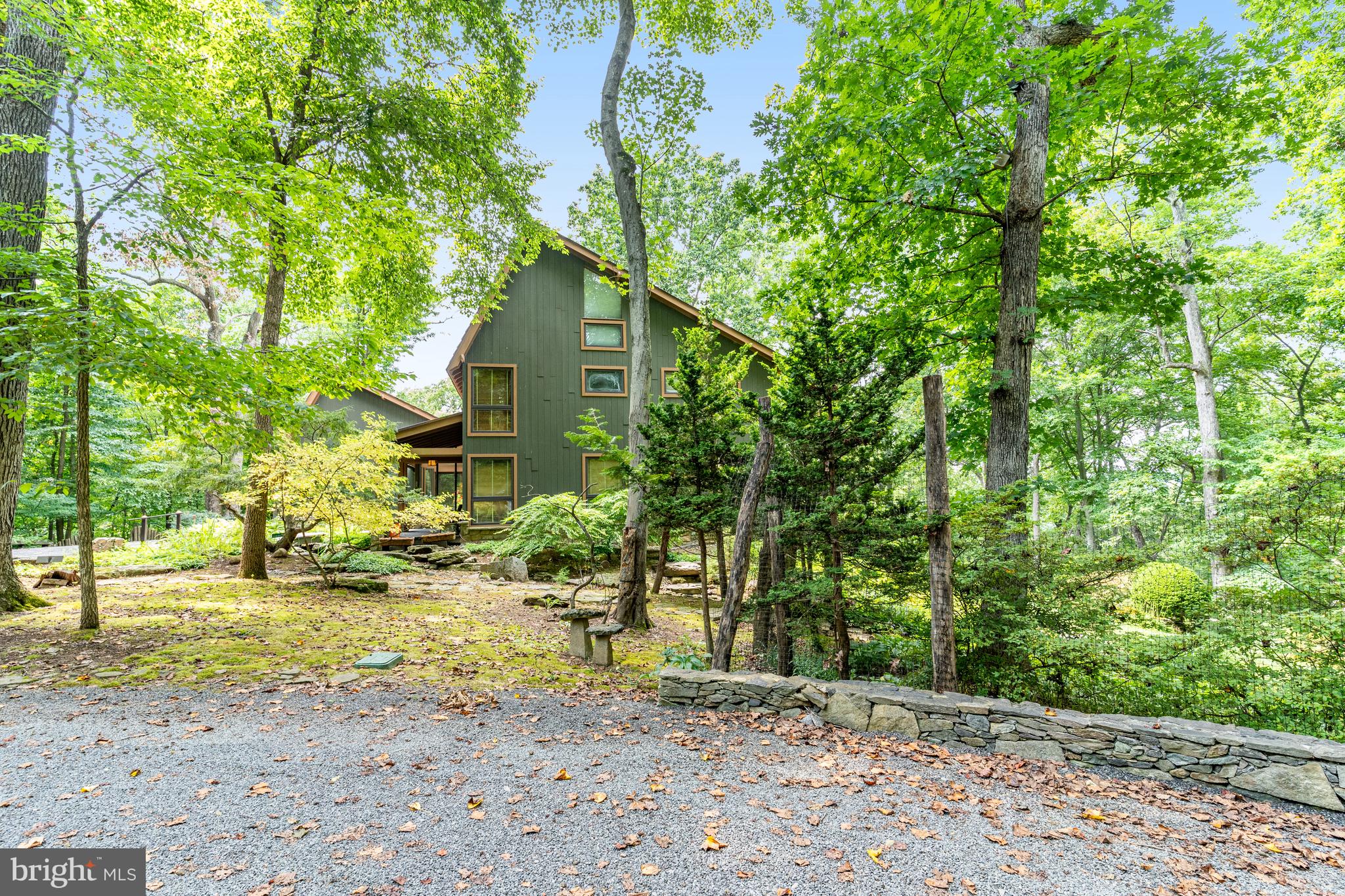 BULLS NECK HUNDRED - Residential