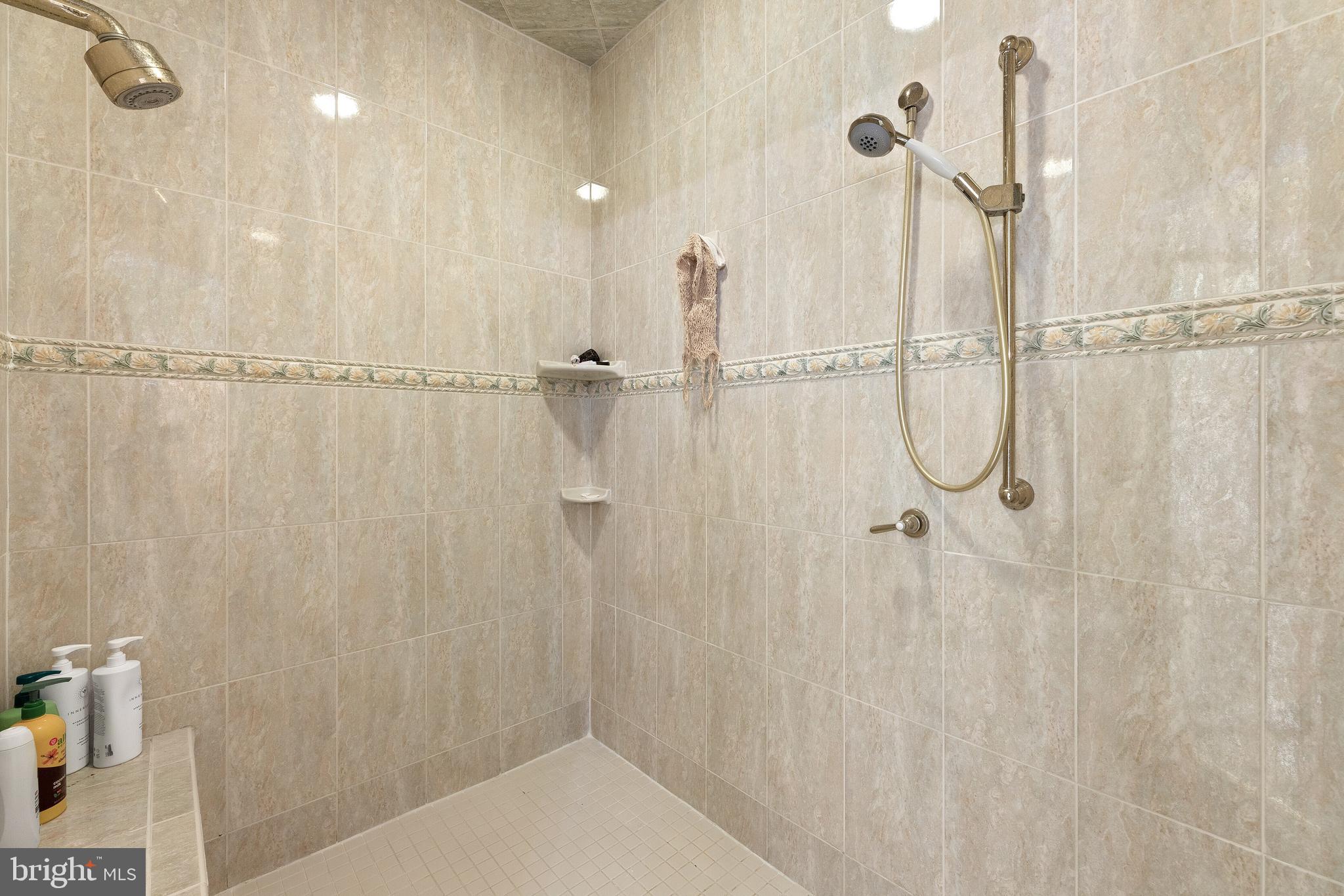 FOREST GLEN - Residential