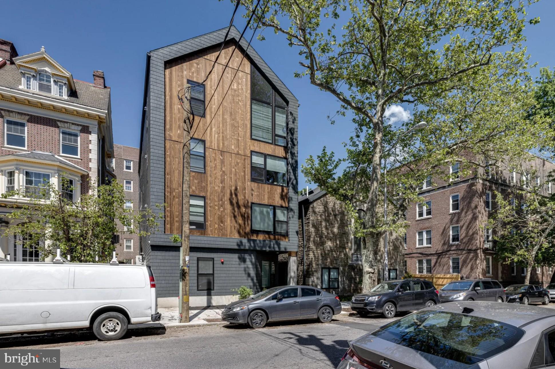 GARDEN COURT - Residential Lease