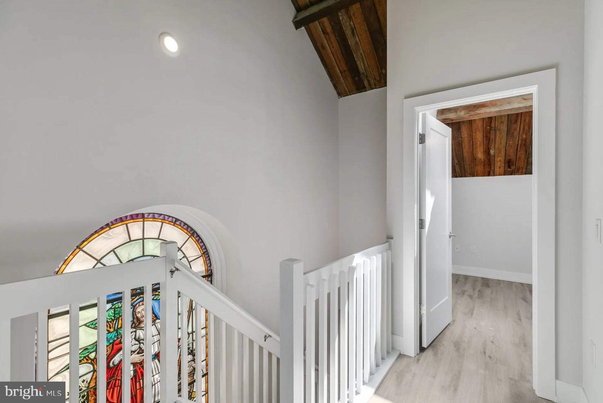 GARDEN COURT - Residential Lease