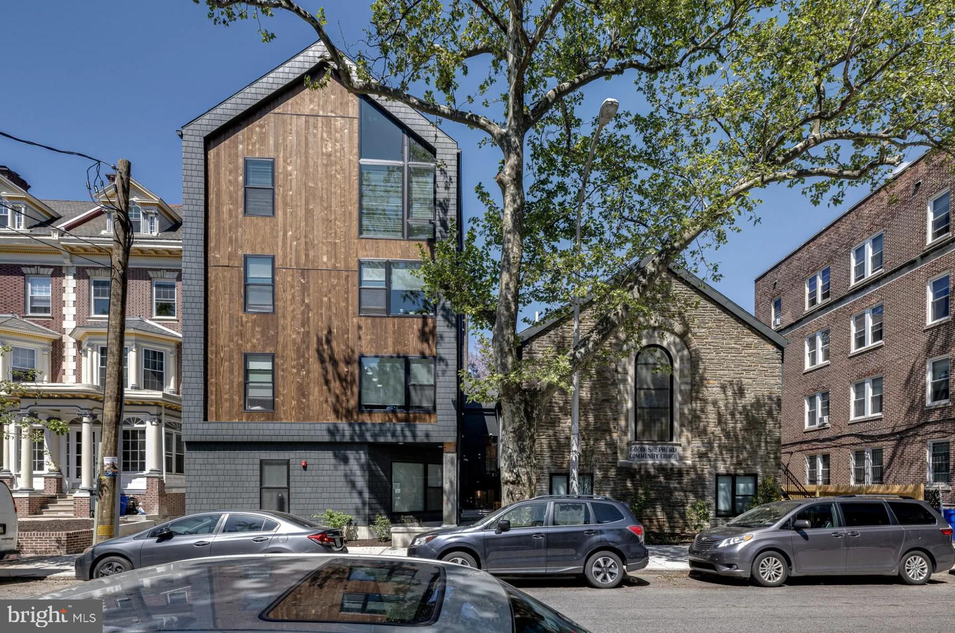 GARDEN COURT - Residential Lease