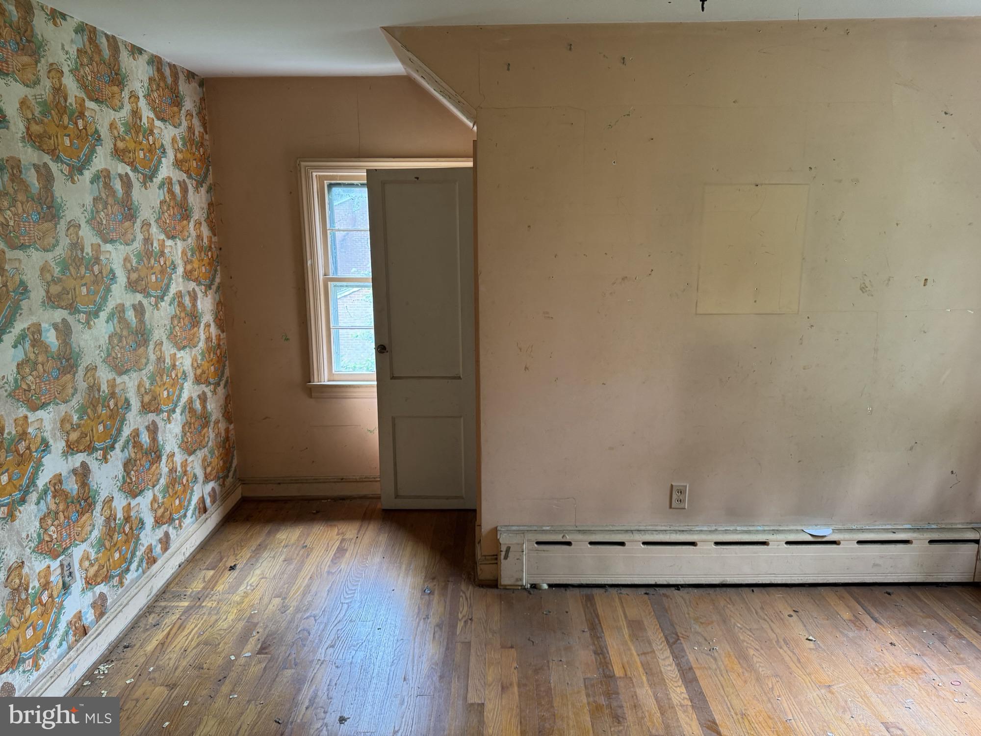 HILLWOOD - Residential