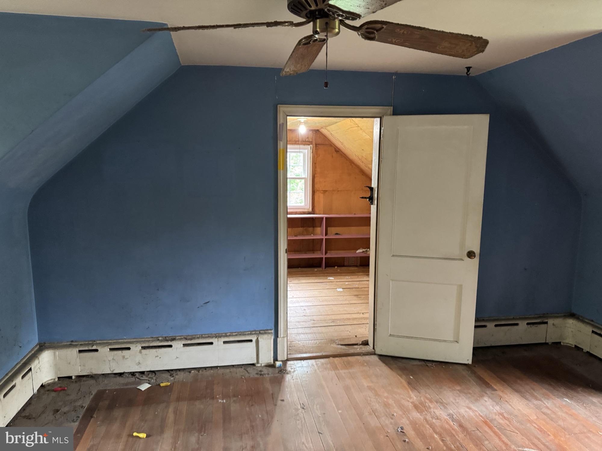 HILLWOOD - Residential