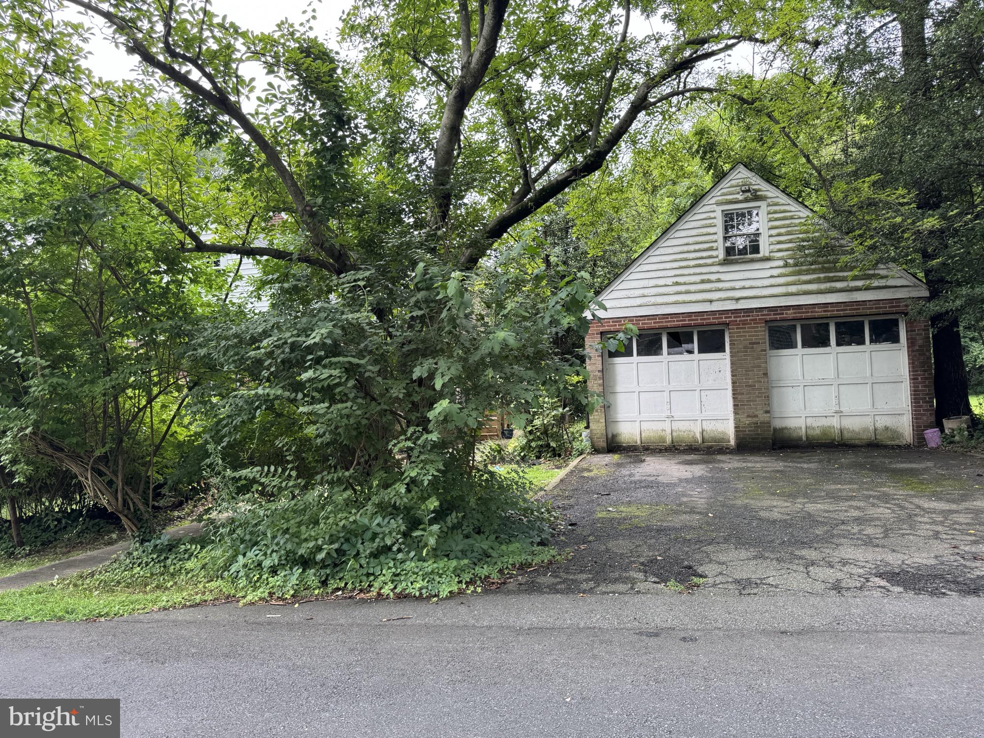 6420 SPRING TERRACE