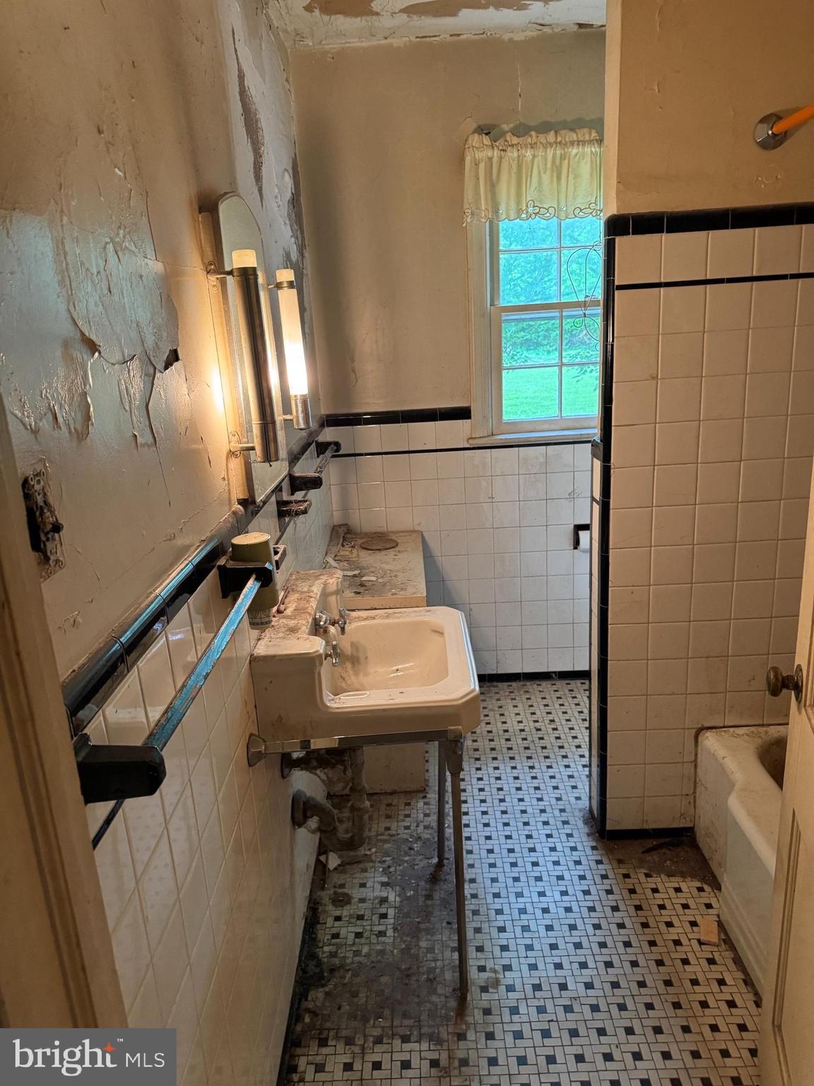 HILLWOOD - Residential