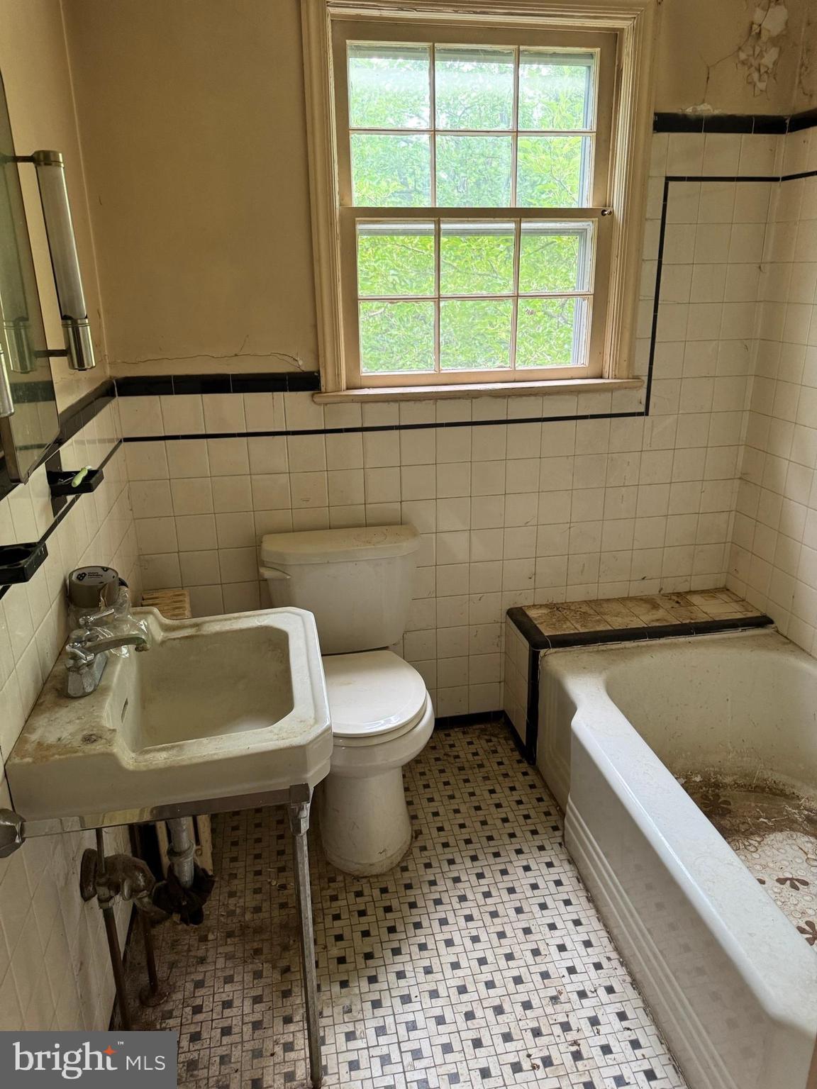 HILLWOOD - Residential