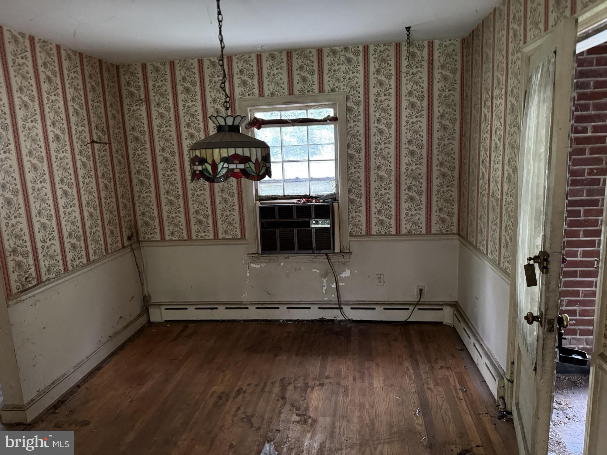 HILLWOOD - Residential