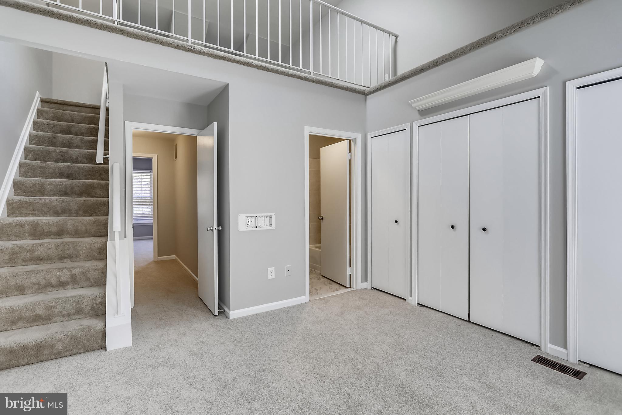 SILVER SPRING CNTRY CLUB - Residential