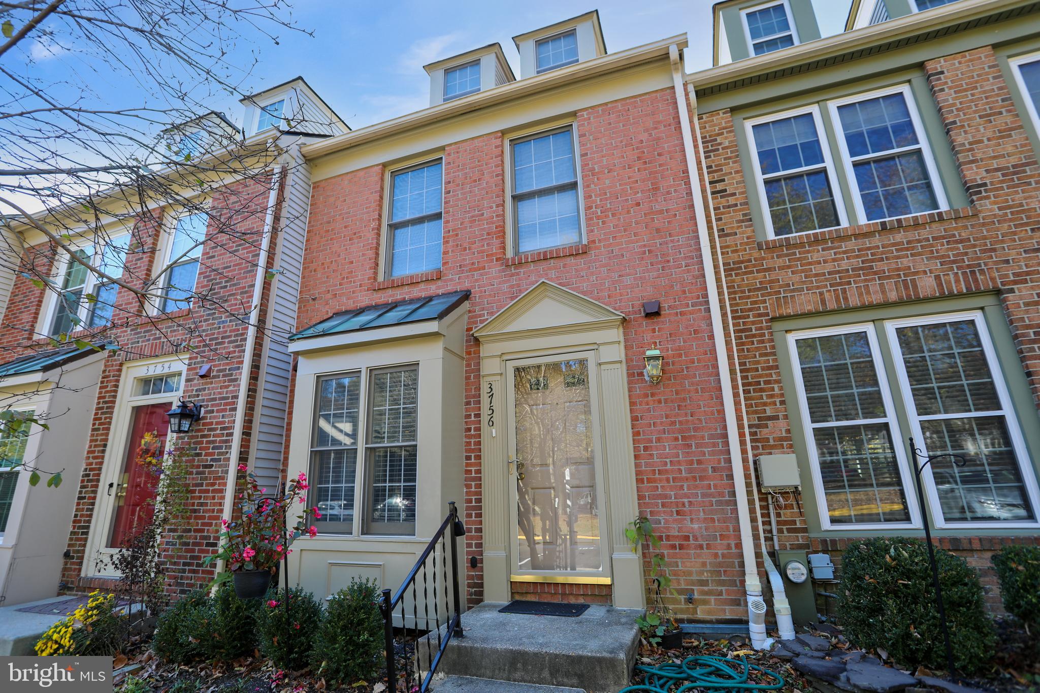 SILVER SPRING CNTRY CLUB - Residential