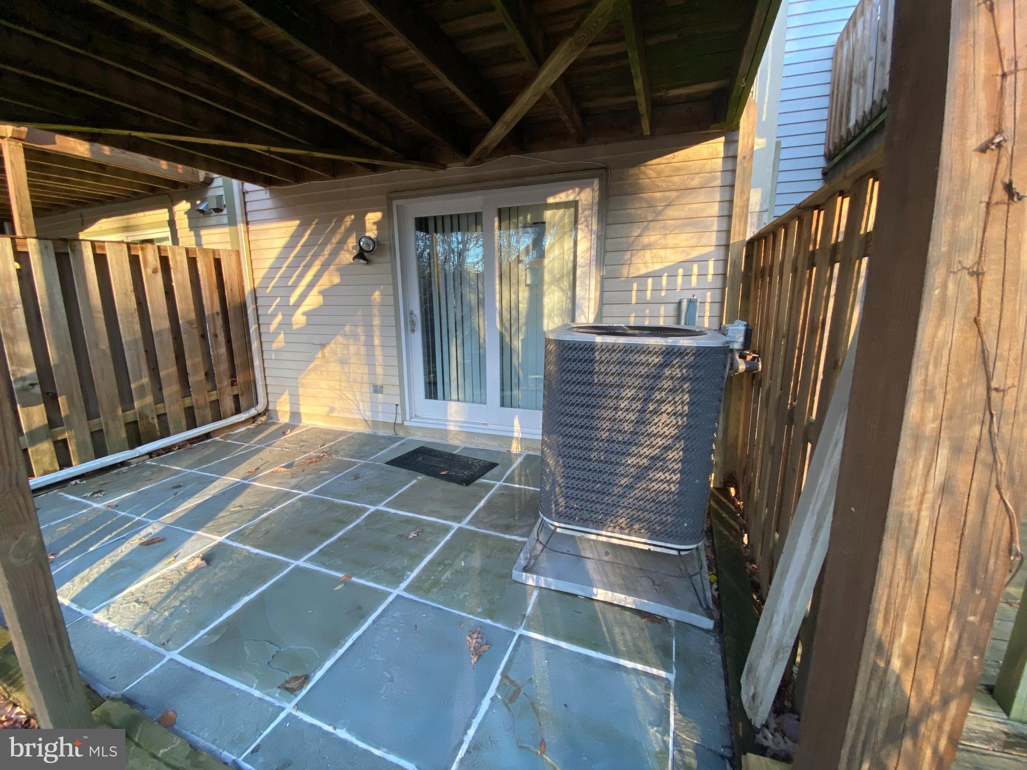 SILVER SPRING CNTRY CLUB - Residential