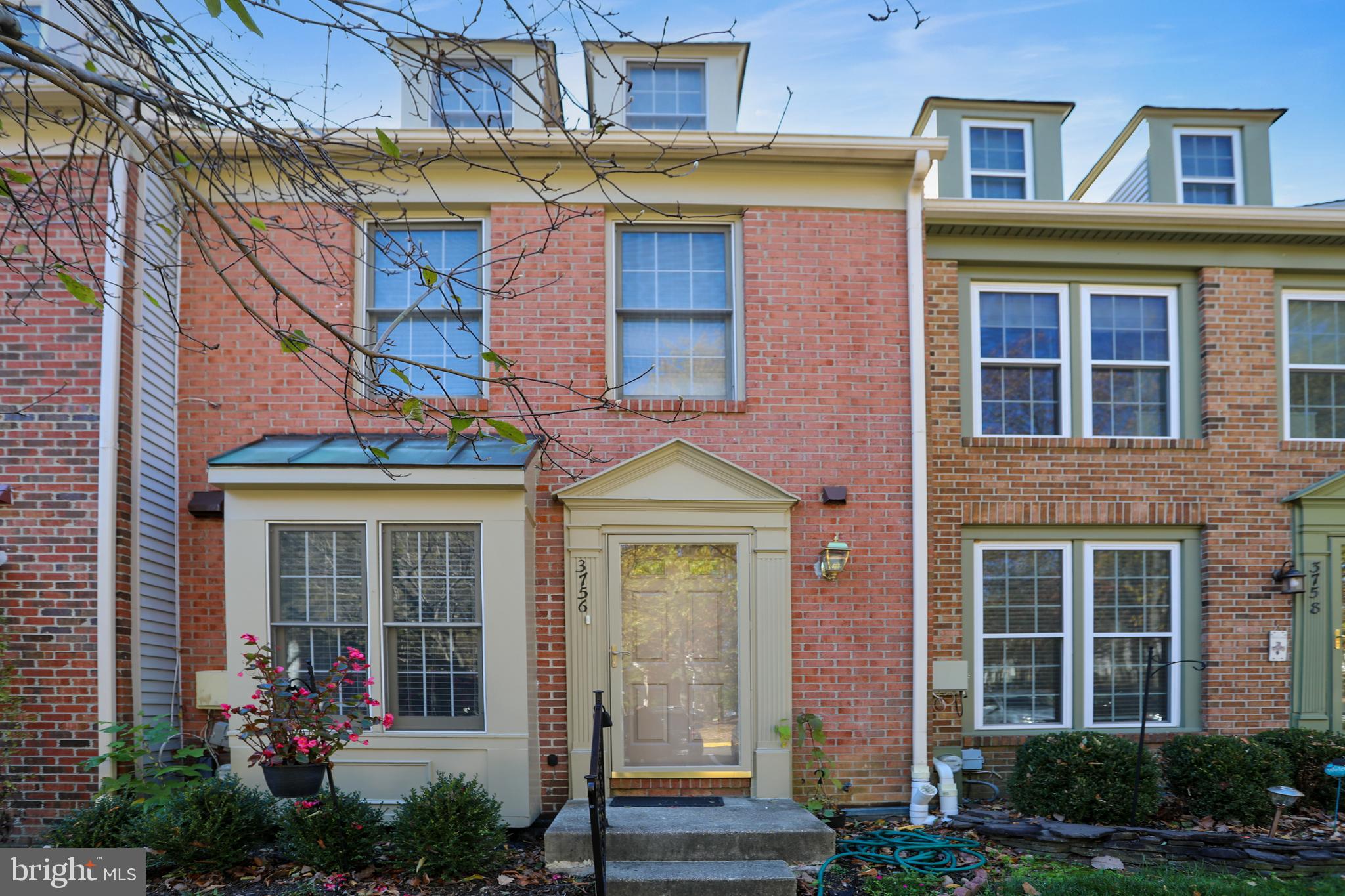 SILVER SPRING CNTRY CLUB - Residential