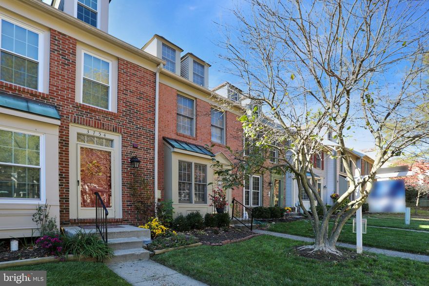 Include Buyer Financial Sheet with all offers. Please use MAR contract forms. For Property, disclosures click here - https://www.dotloop.com/my/loop/p/33FIvsmvBjs?v=AQkGh.