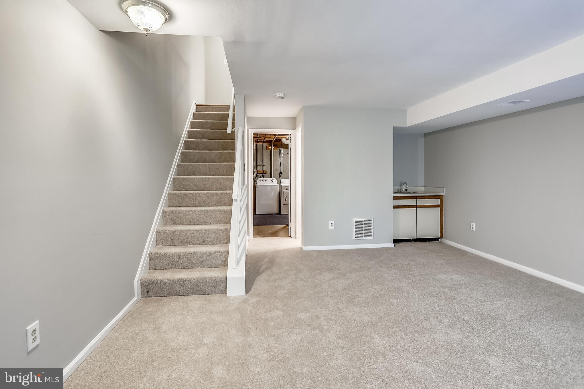 SILVER SPRING CNTRY CLUB - Residential