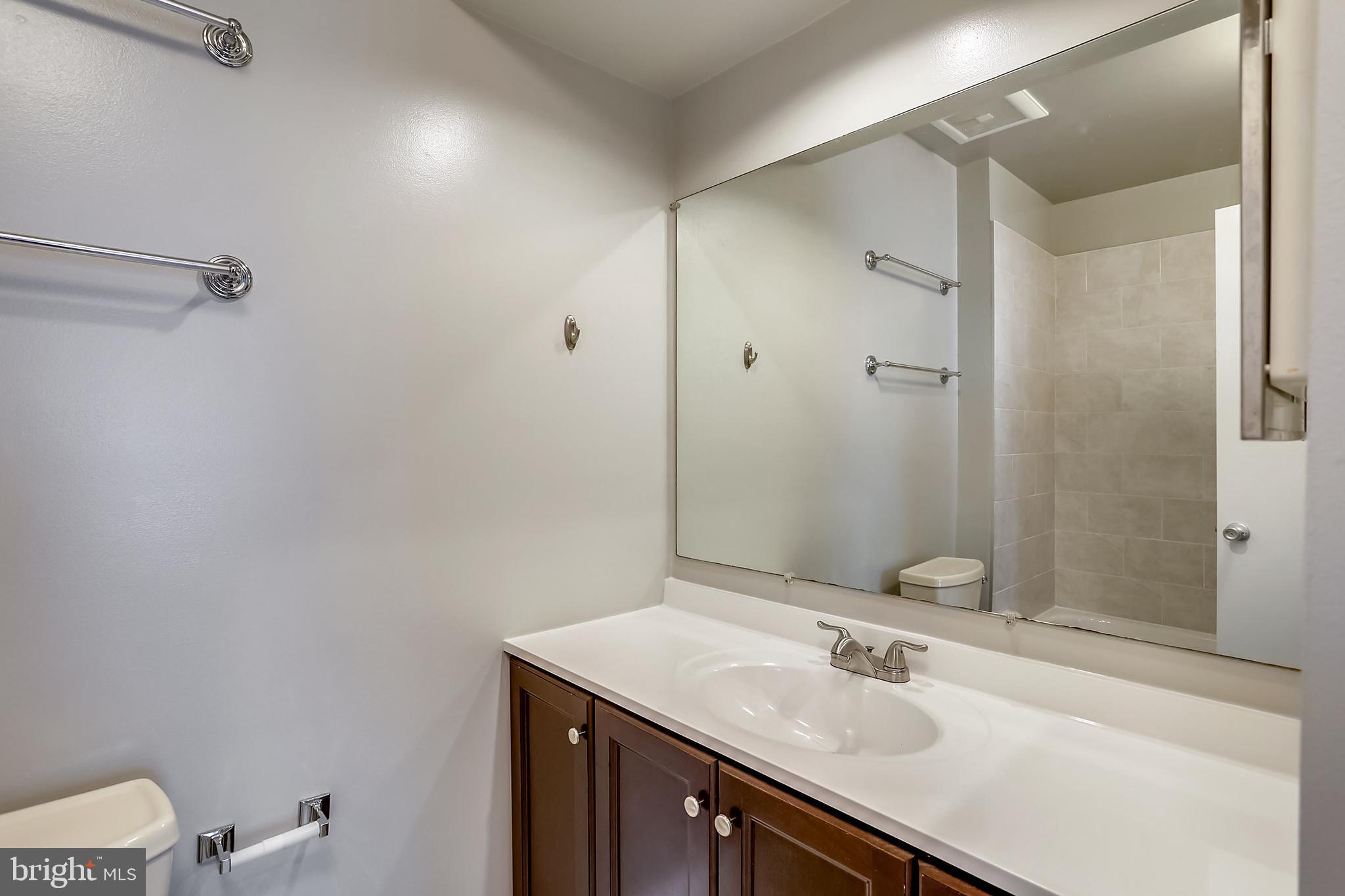 SILVER SPRING CNTRY CLUB - Residential