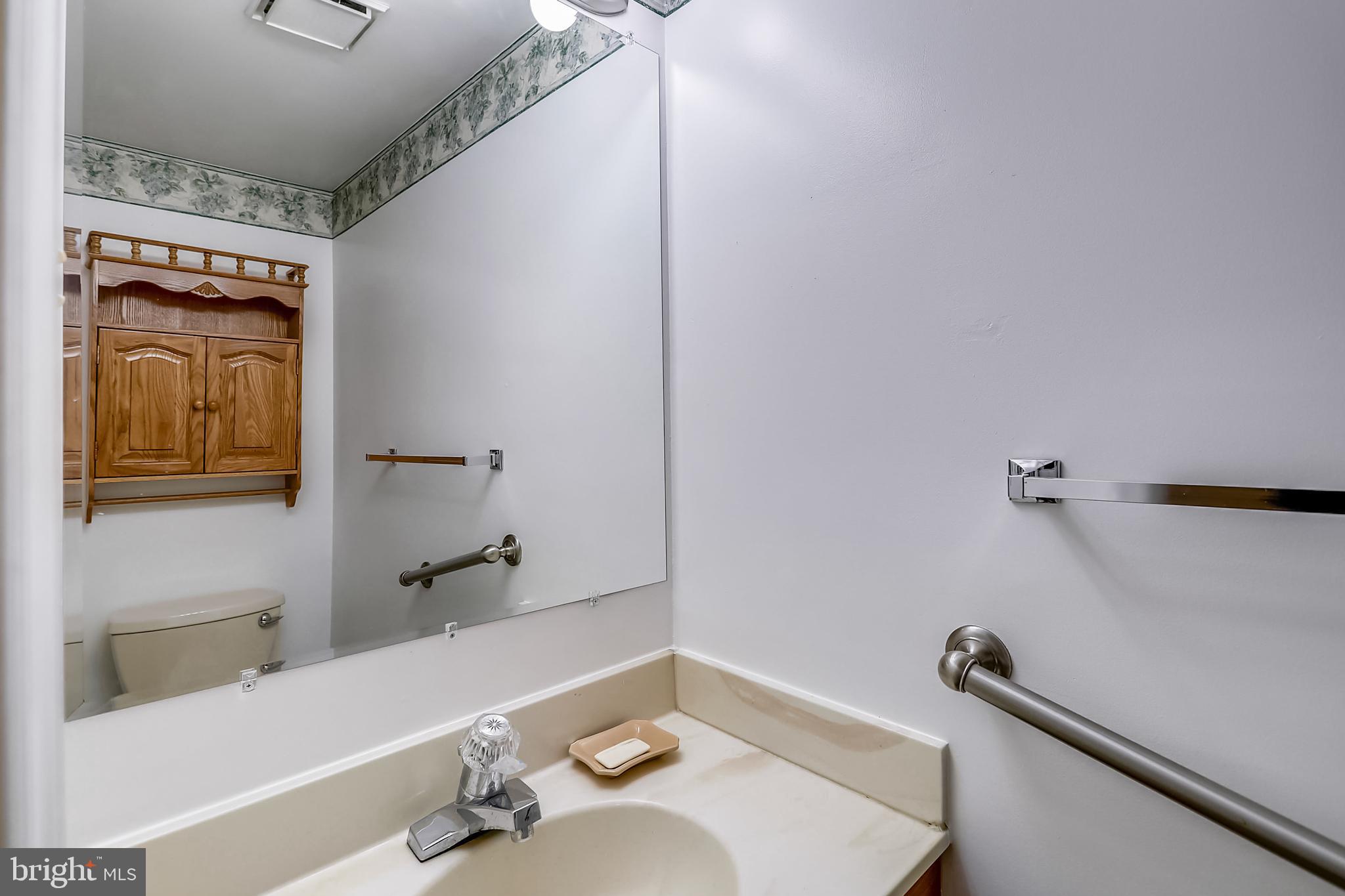 SILVER SPRING CNTRY CLUB - Residential