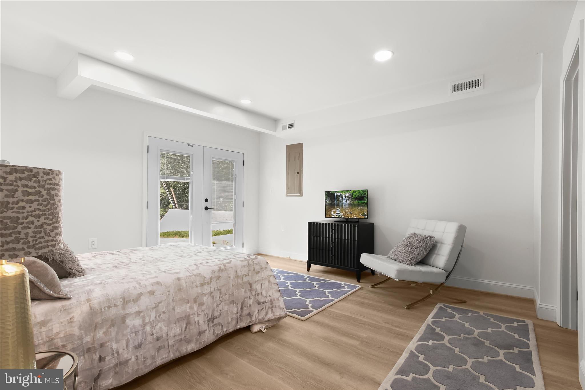 TAKOMA PARK - Residential