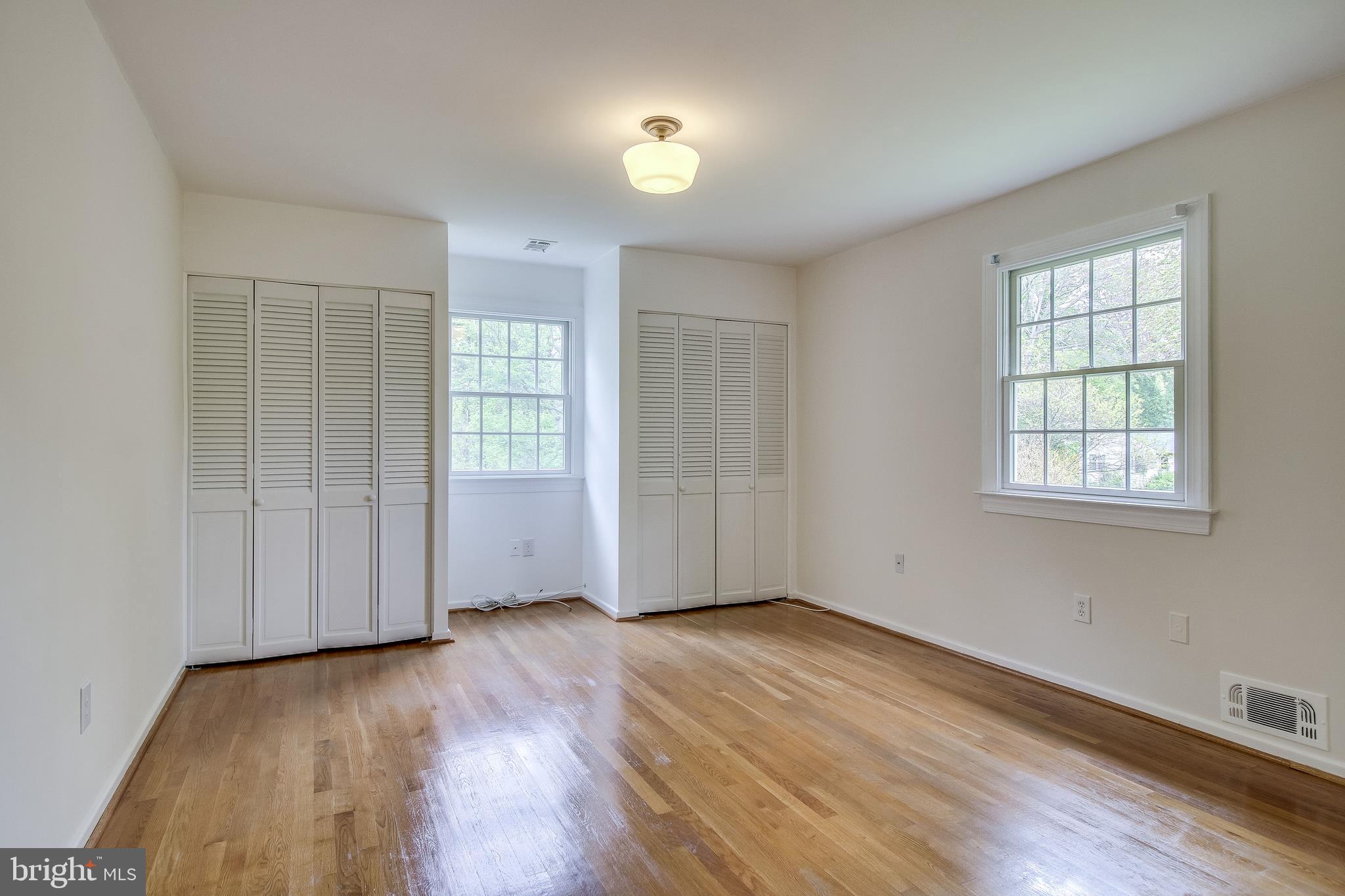 COLLINGWOOD ESTATES - Residential Lease