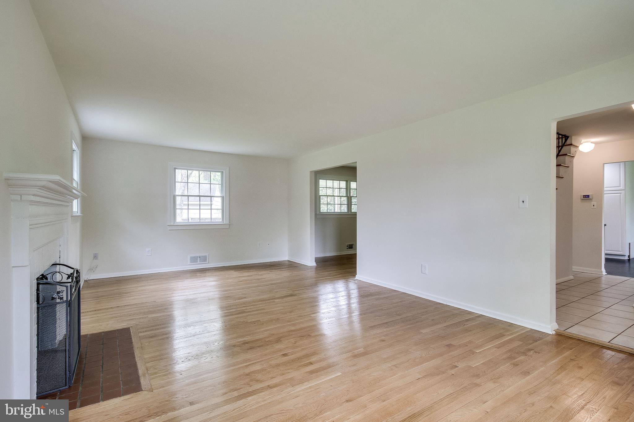 COLLINGWOOD ESTATES - Residential Lease