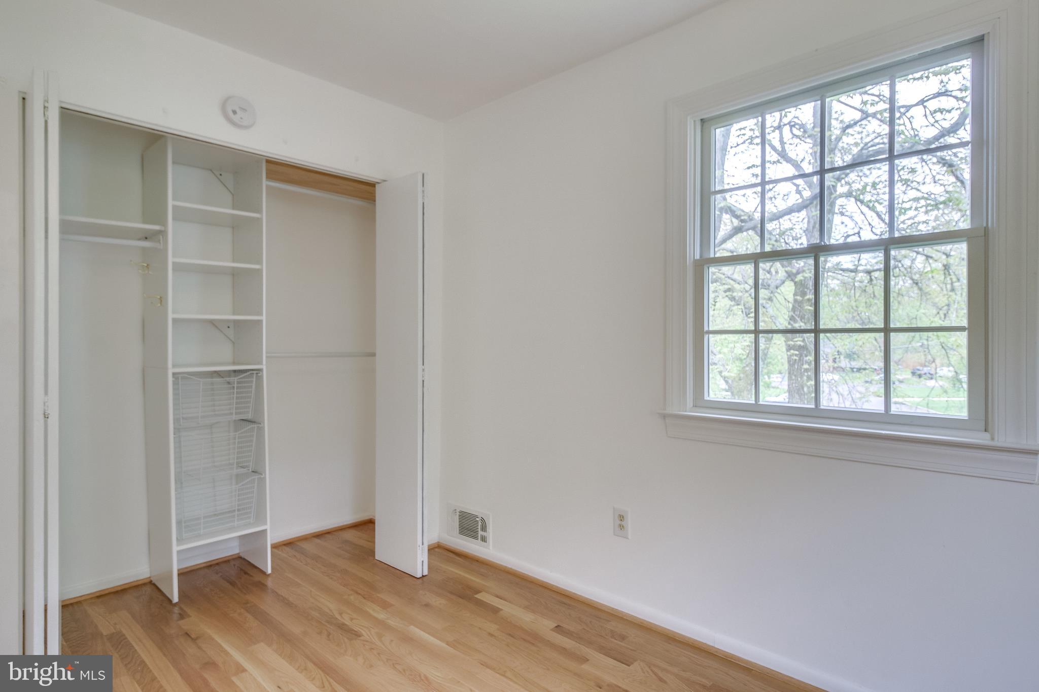 COLLINGWOOD ESTATES - Residential Lease