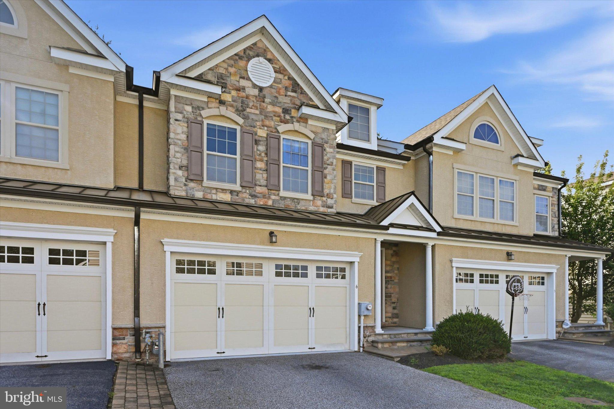 6 STONEHAVEN CIRCLE