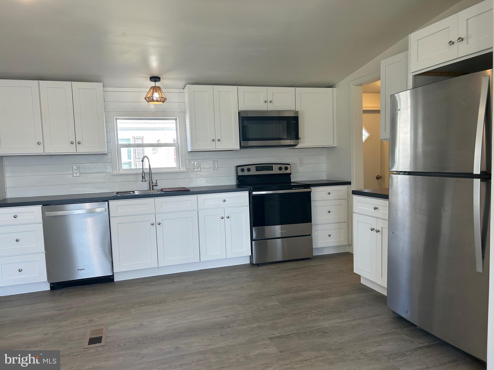 COCALICO MANOR MHP - Residential