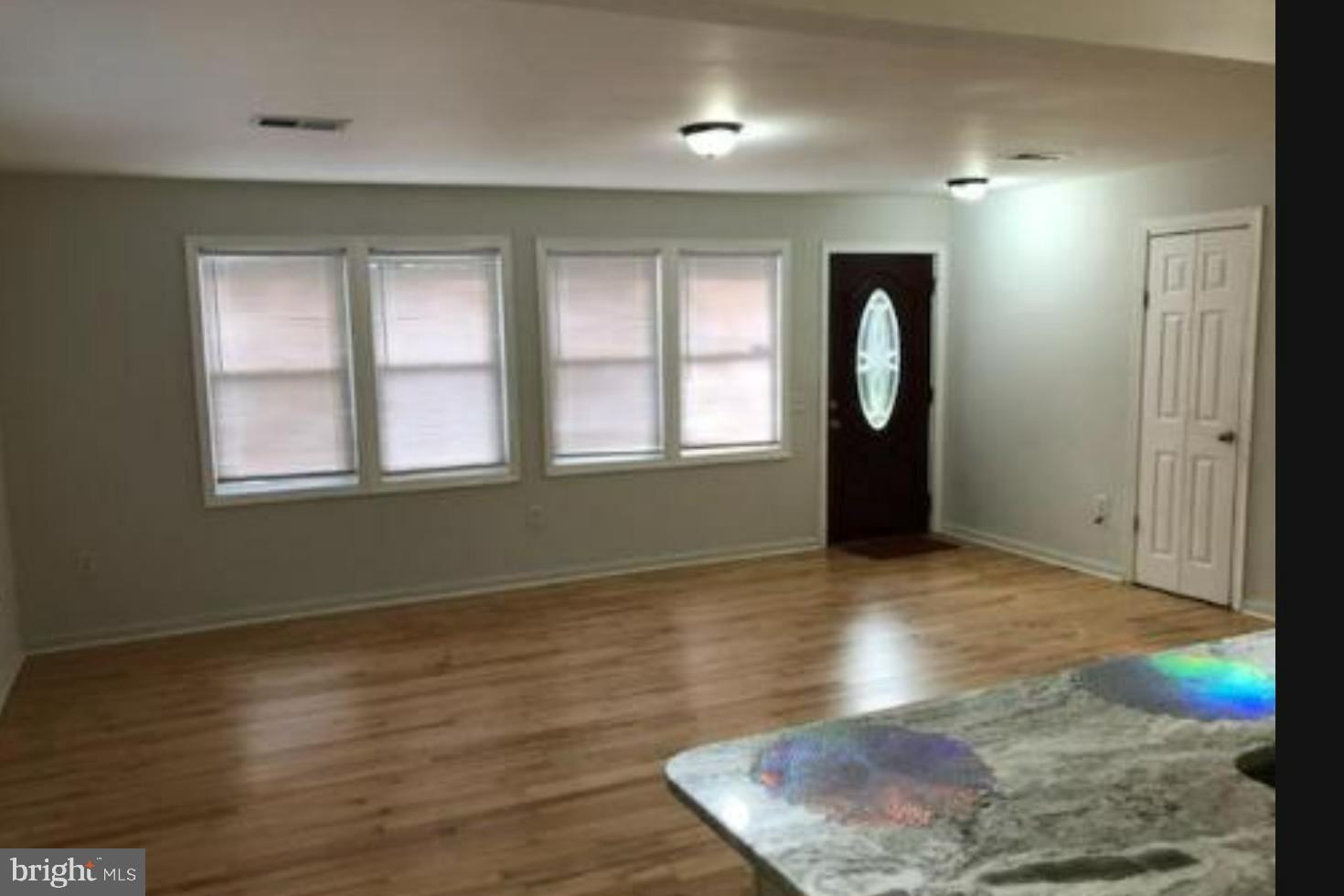 CLINTON - Residential