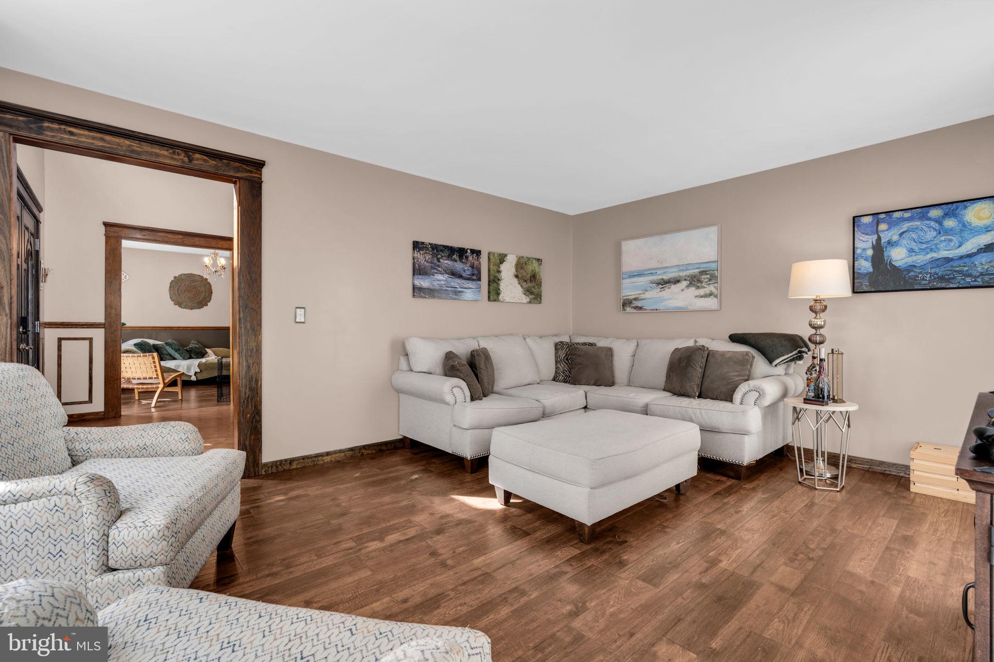 10 SAMI DRIVE