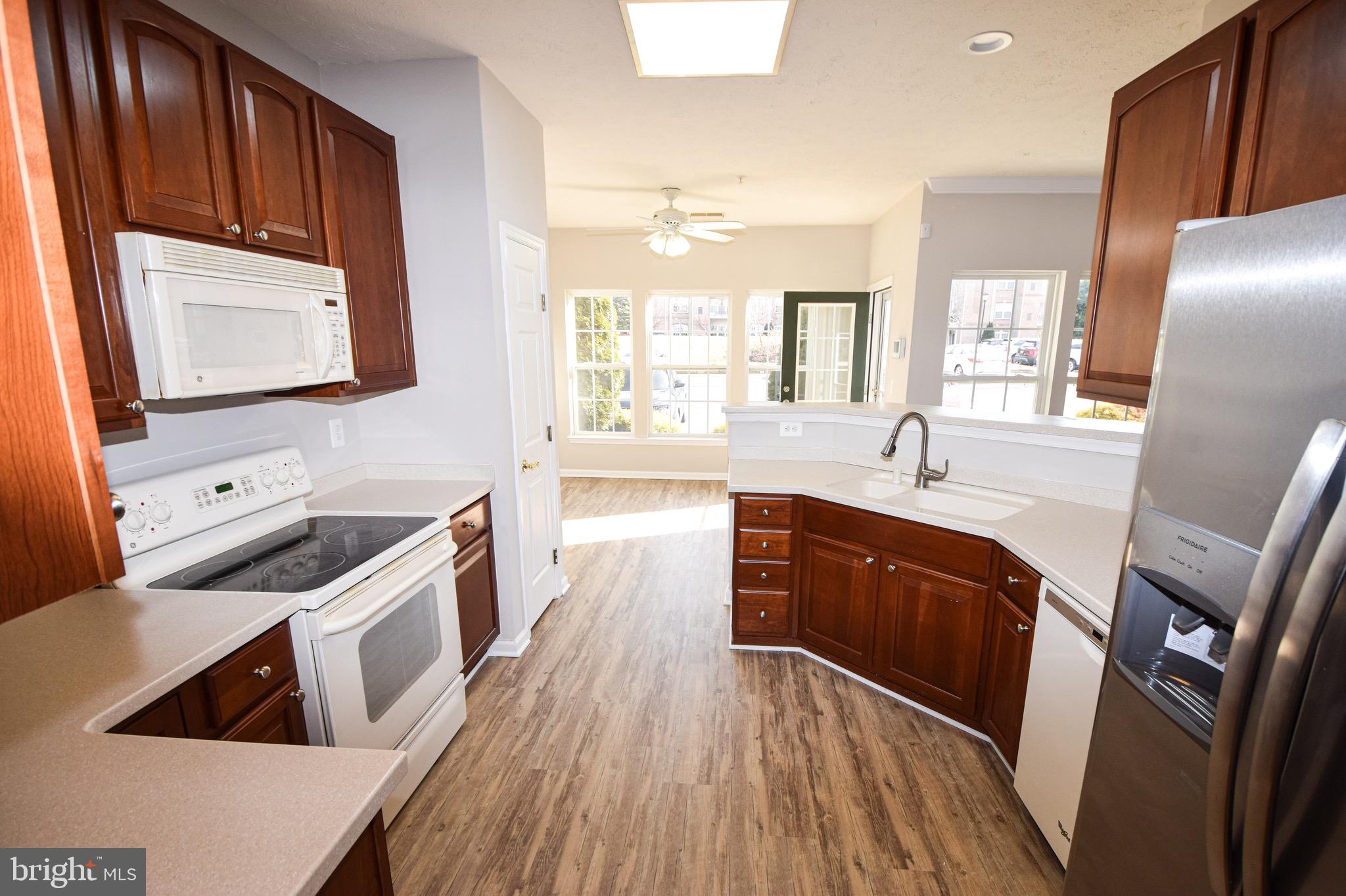 PERRY HALL FARMS GARDEN CONDOS - Residential