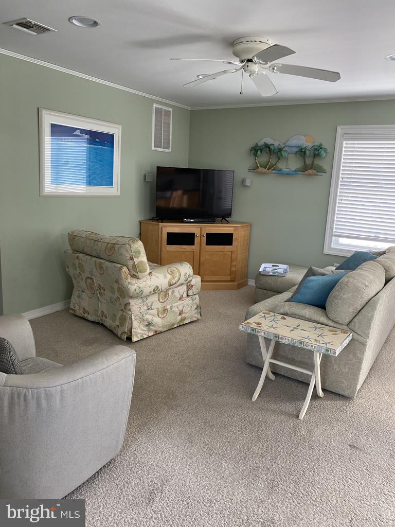 116 E SEA BREEZE AVENUE 2ND FLOOR