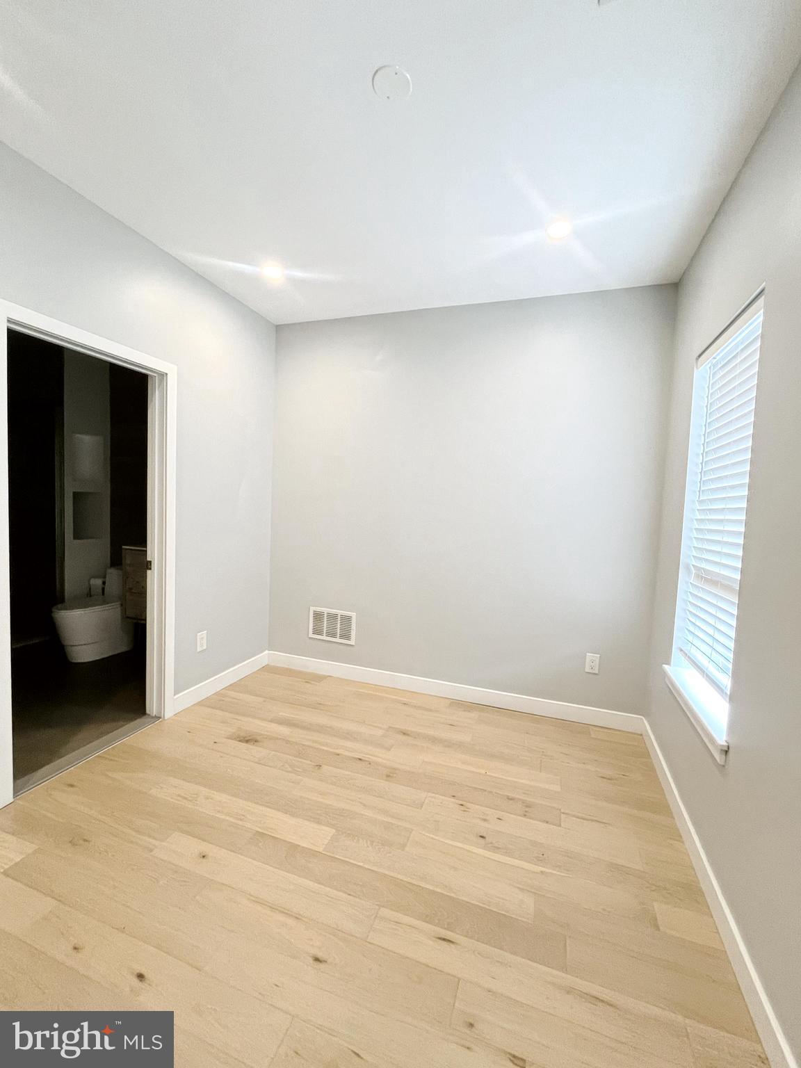 GRAYS FERRY - Residential Lease