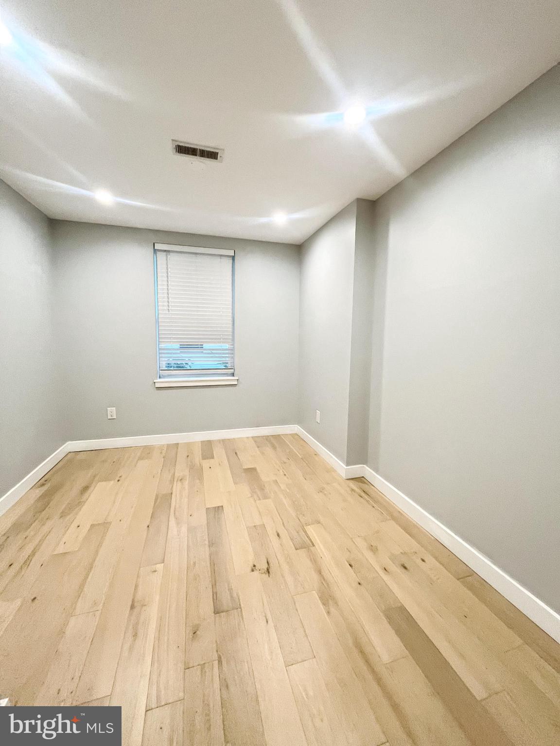 GRAYS FERRY - Residential Lease