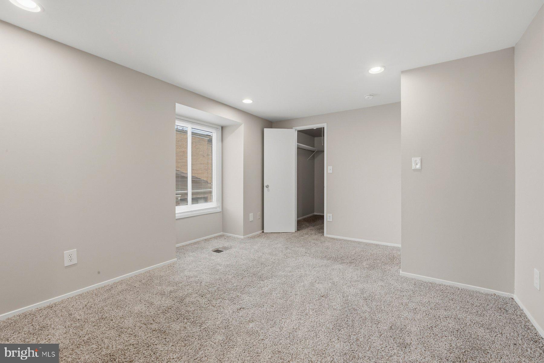 THOMAS CHOICE WEST - Residential