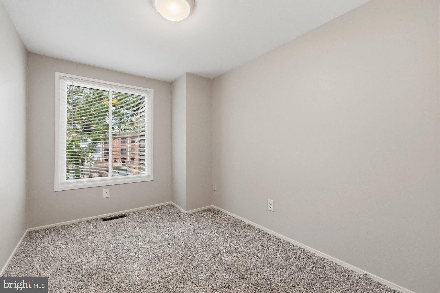 THOMAS CHOICE WEST - Residential