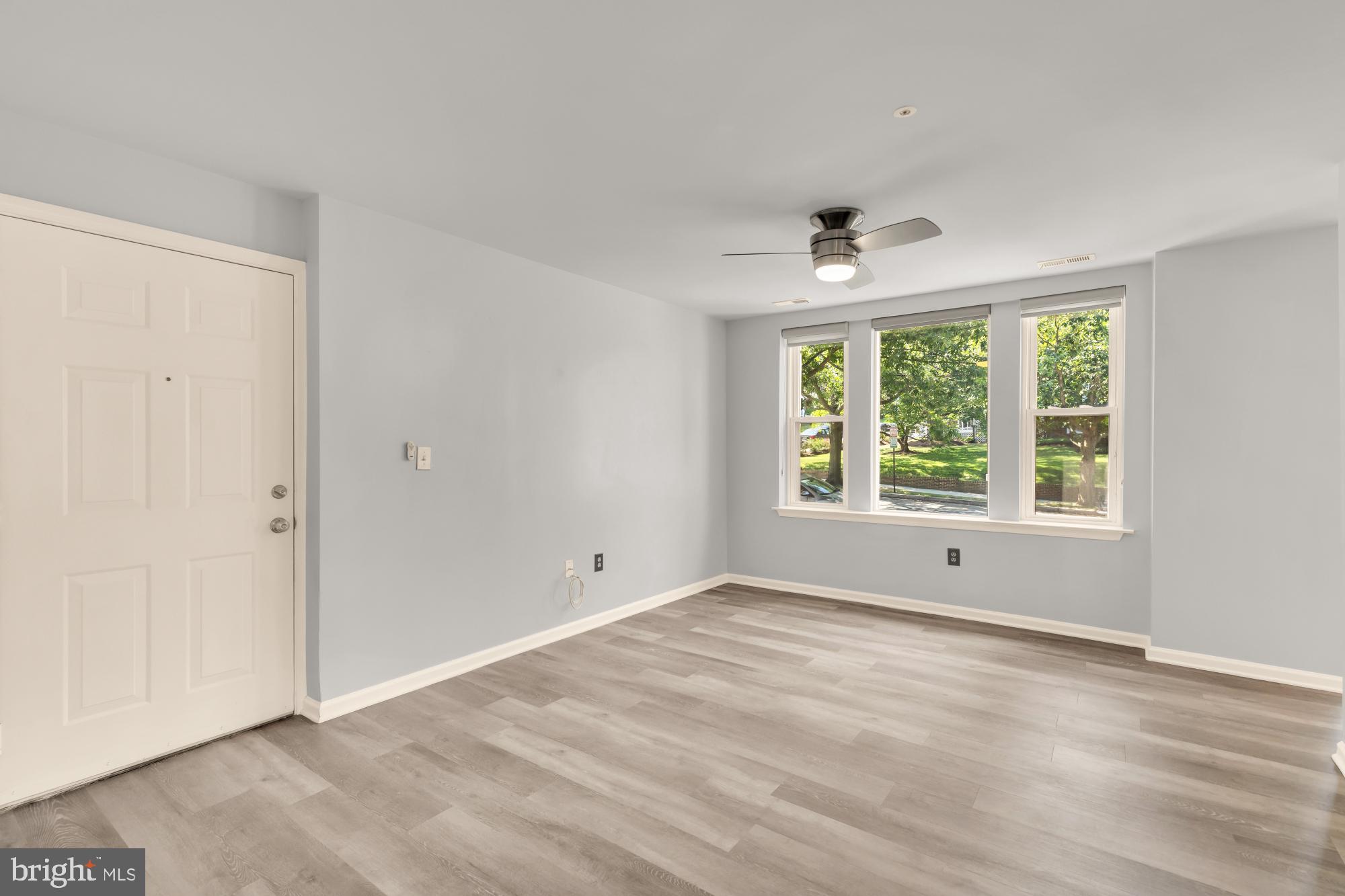 1218 PERRY STREET NE 101