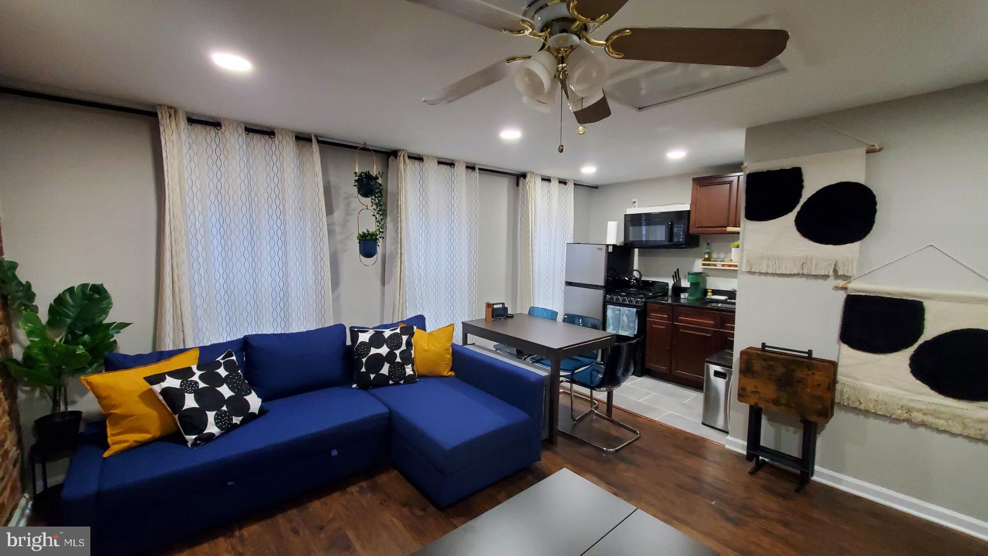 LITTLE ITALY - Residential Lease