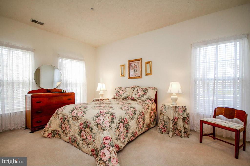 DEVONSHIRE AT WHITEMARSH - Residential