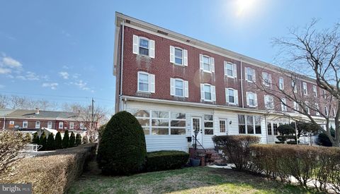 Townhouse For Sale - 126 4th Avenue<br/> ROEBLING, NJ 08554