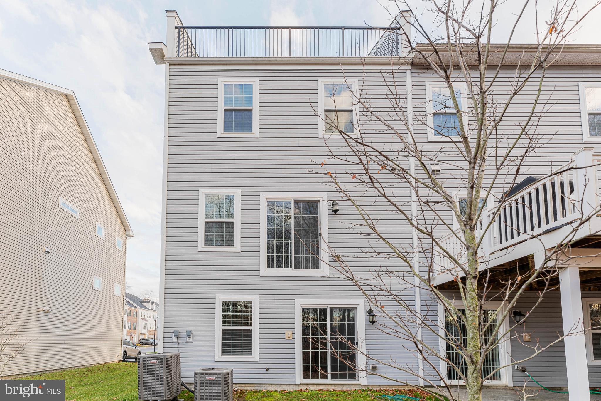 SPRING CREEK - Residential Lease