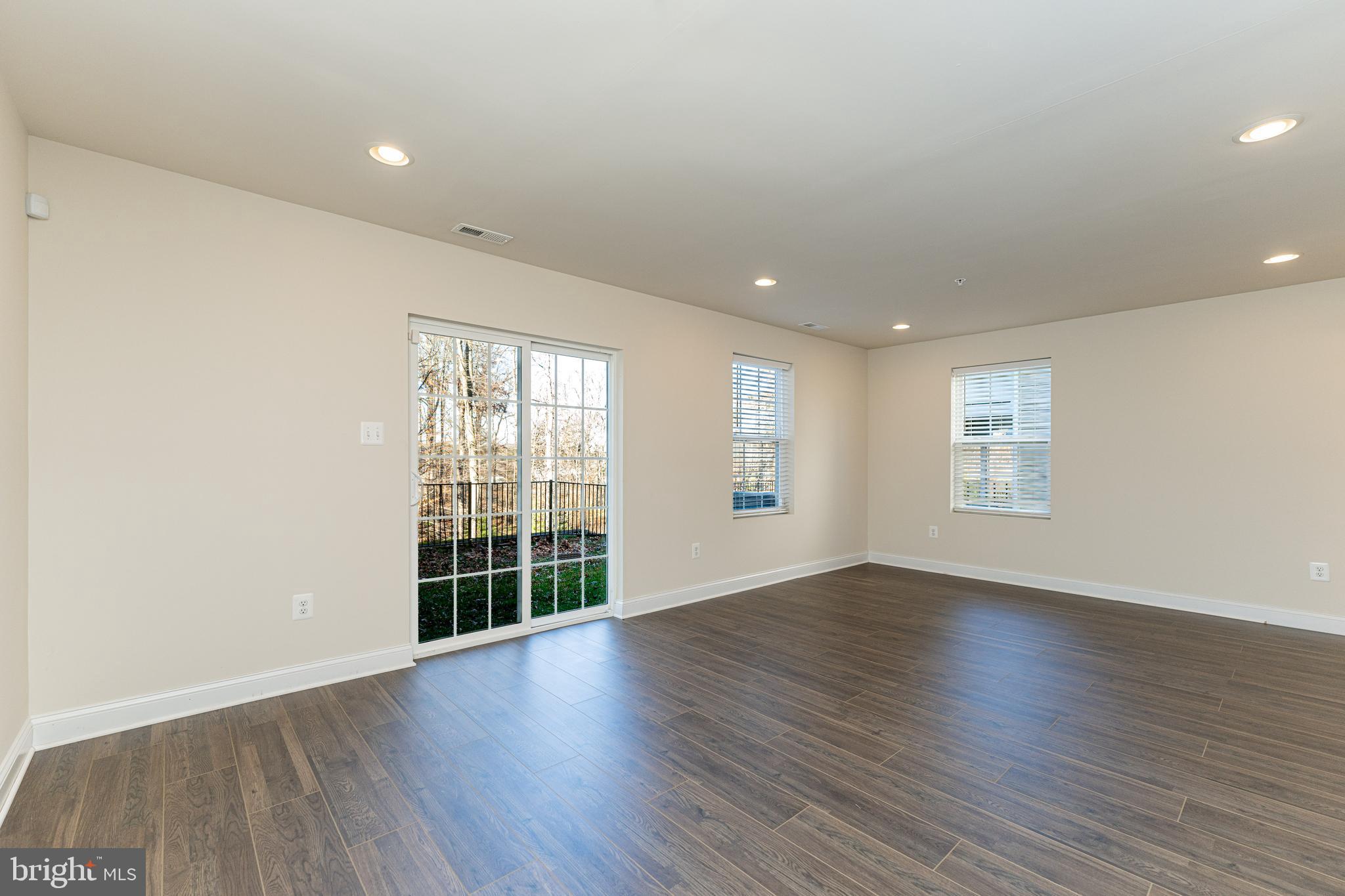 SPRING CREEK - Residential Lease