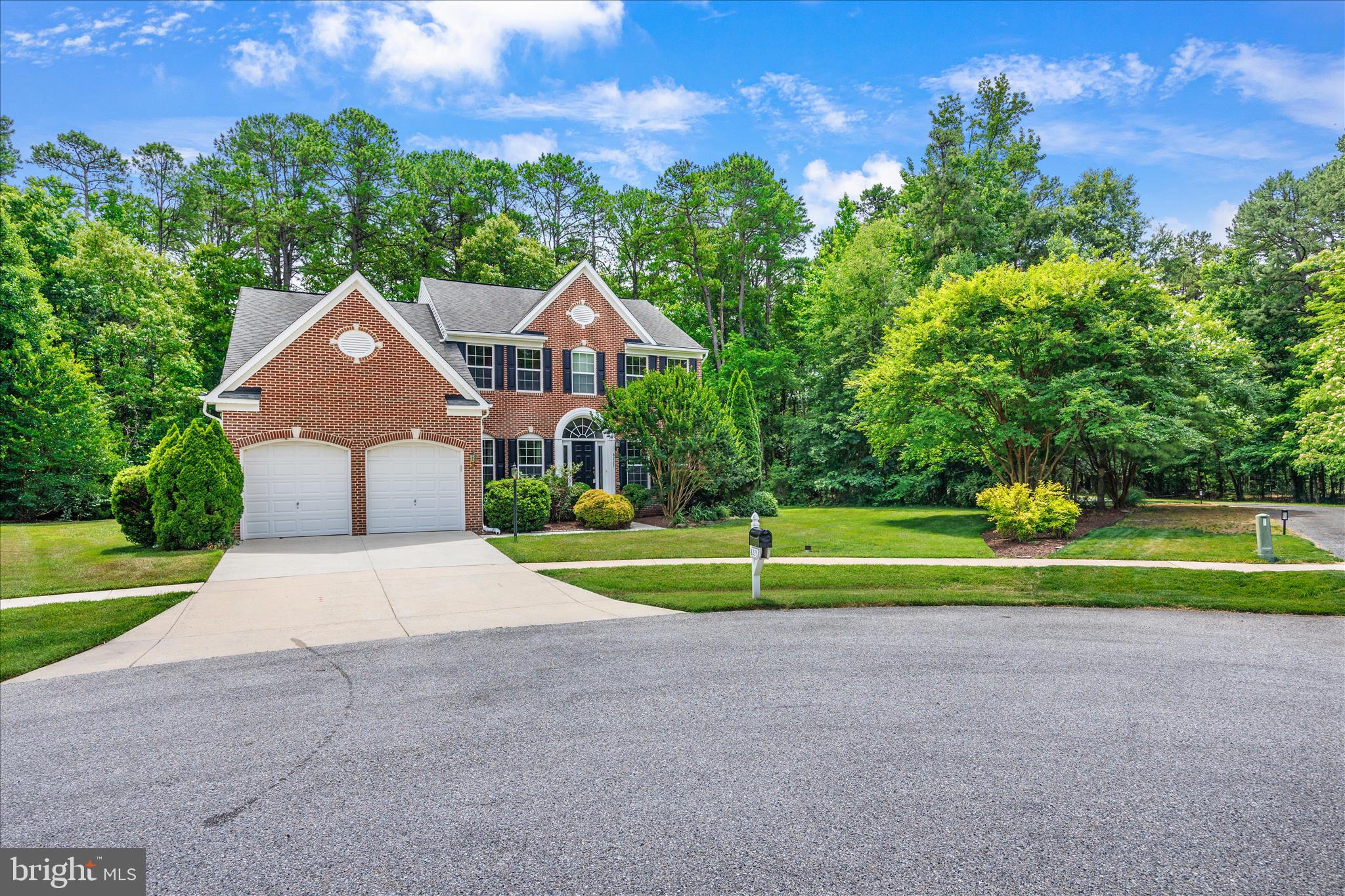 8225 ANGLERS EDGE COURT
