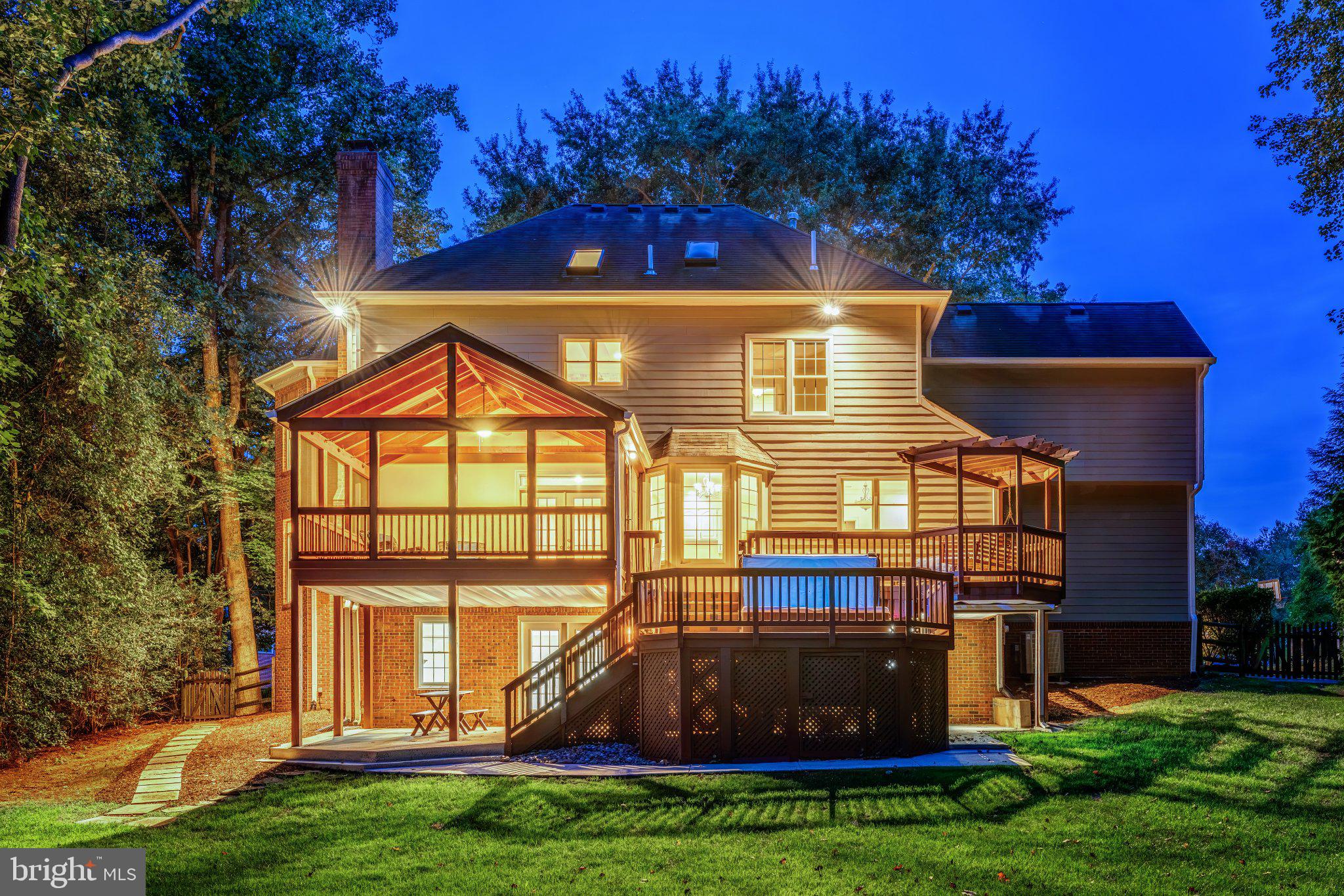11183 LONGWOOD GROVE DRIVE