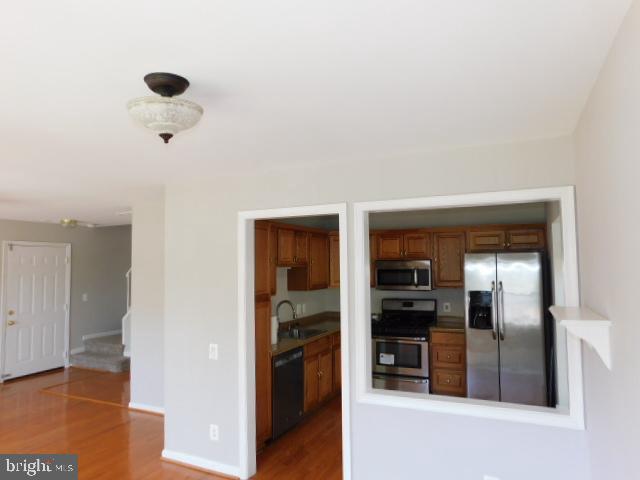 GUNSTON CORNER - Residential Lease
