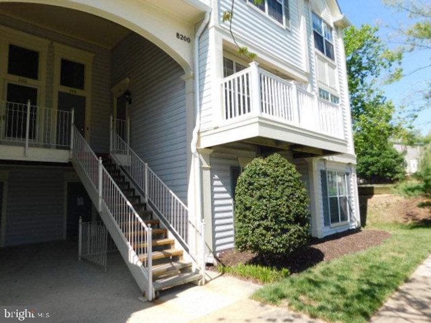 Location, Location, Location*****Gunston Corner Condo Boasts 2 bedrooms and 1.5 Bath filled with lots of light and an updated Kitchen with stainless steel appliances, hardwood floors on the main floor with a walkout to the deck, Laundry in unit****Great Location****Close to 95****Community offers a swimming pool and walking distance to some shops, approximately 37 min to airport, VRE near by and commuter lot.