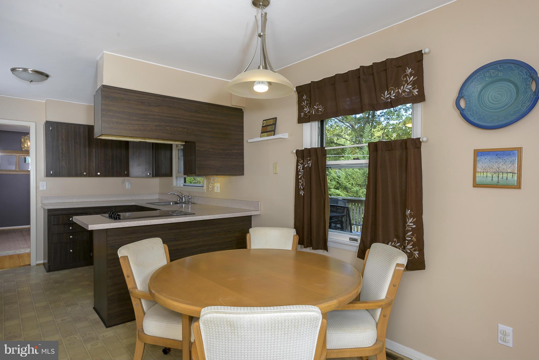 BEAVERBROOK - Residential