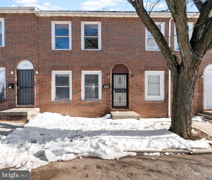 Charming Updated Rowhome in Historic Upton! 

Welcome to this beautifully refreshed 3-bedroom, 1-bath interior rowhome nestled in the heart of Baltimore’s revitalized Upton neighborhood. Offering approximately 1,008 square feet of living space, this home combines classic Baltimore charm with modern updates—perfect for a first-time homebuyer or a savvy investor looking for a turnkey rental opportunity.

"Virtually Staged" or "Some images are digitally enhanced"