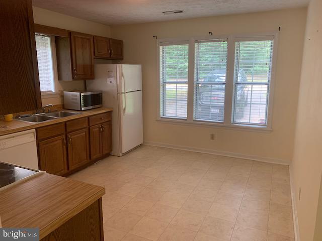 WILDEWOOD - Residential Lease