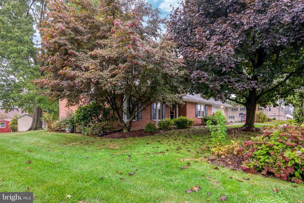 Photo of 1046 DEVONSHIRE RD, LANCASTER, PA 17601 (MLS # PALA2025916)