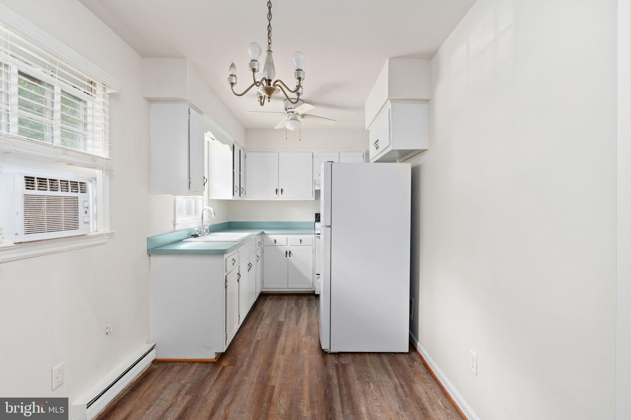 NONE  NO HOA - Residential